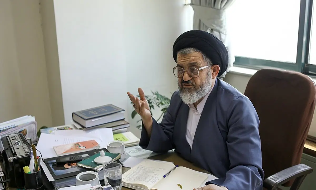 عضو جامعه روحانیت: آنقدر دکان‌دار وجود دارد که نمی توان گفت چه کسی محور جریان اصولگرا شود /نواصولگرایی نظر شخصی قالیباف است جمنا تشکلی جامع و فراگیر نبود /احزاب فعلی تنها در زمان انتخابات گردو خاک می کنند