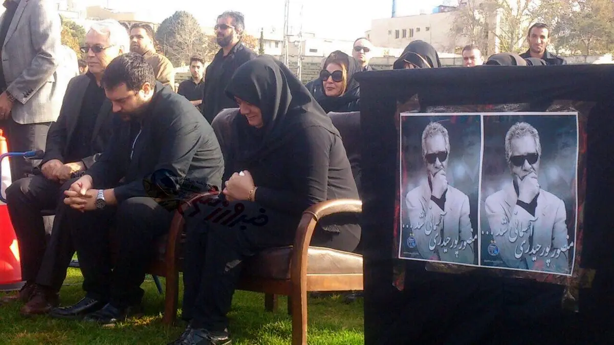 خانواده منصور پورحیدری در ورزشگاه شیرودی/عکس