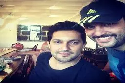حامد بهداد و سام درخشانی در یک قاب