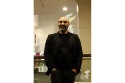 عکس/ و این هم کارگردان جنجالی این روز‌ها