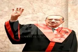 اردوغان در سودان دکترا گرفت/ عکس