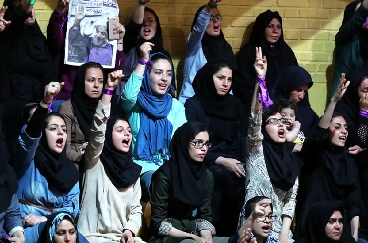 دختران حامی روحانی در قزوین/عکس