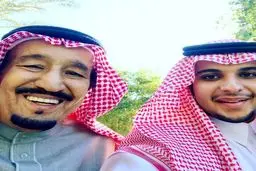 عکس سلفی پادشاه عربستان با برادرزاده اش