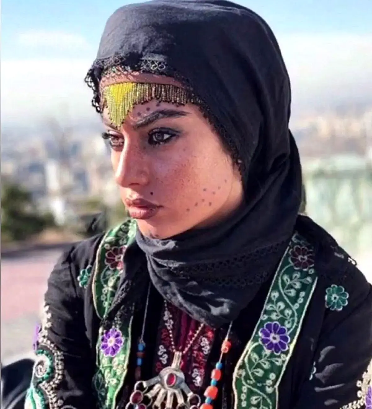 عکس / گریم ترلان پروانه در نقش کولی