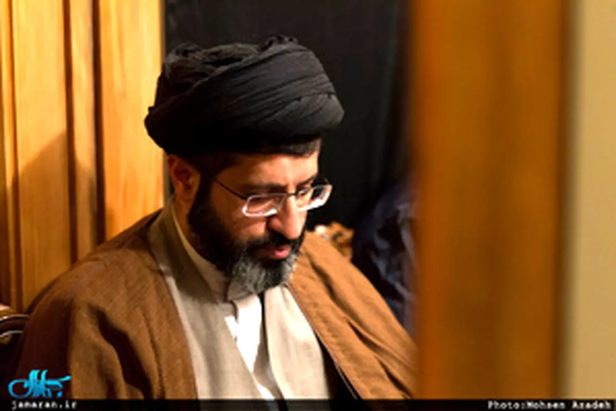 تصاویری از مراسم احیای شب بیست و یکم ماه مبارک رمضان در منزل صادق خرازی