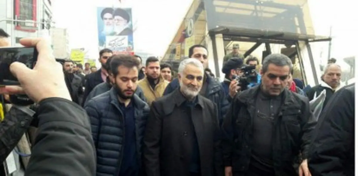 حضور حاج قاسم سلیمانی در راهپیمایی ۲۲ بهمن/عکس