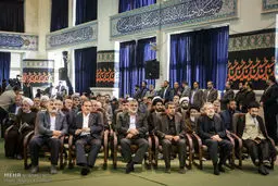 حضور فرزندان رهبر انقلاب، قالیباف، ناطق نوری، لاریجانی، احمدی نژاد و... در مراسم ترحیم پدر سردار سلیمانی/تصاویر