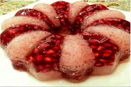 ژله انار و فالوده، یک دسر شیک و خوشمزه برای شب یلدای ۹۸
