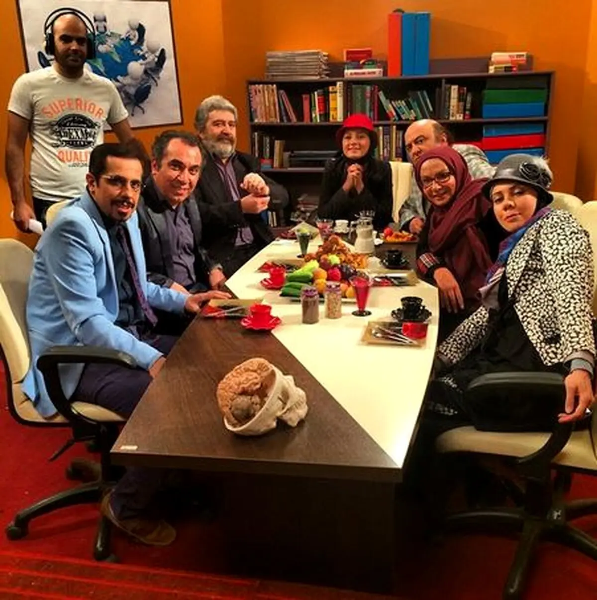 انصاری، دولتشاهی، رضویان، صبوری، روحانی و... در پشت صحنه «سیگنال موجود است»