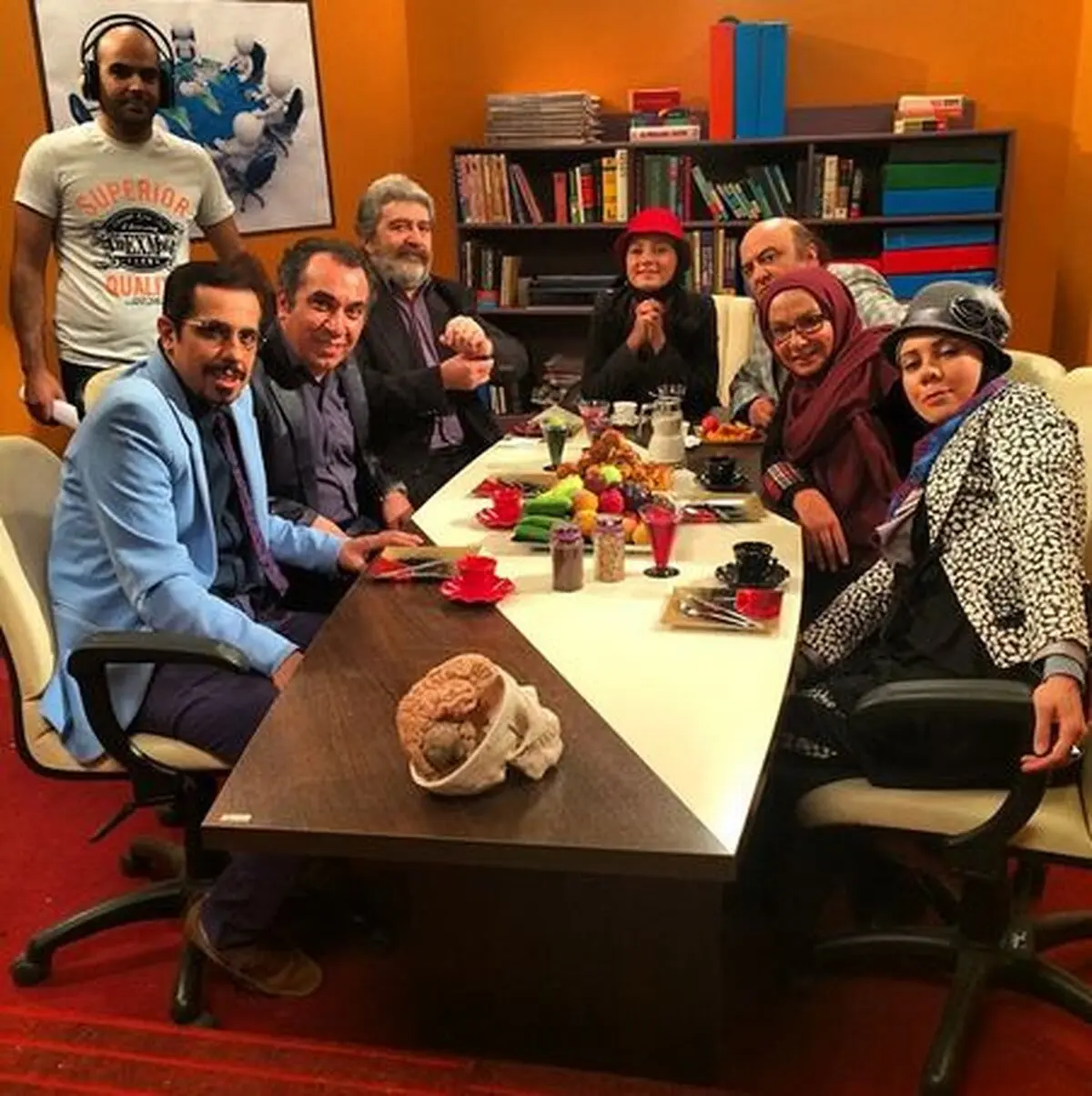 انصاری، دولتشاهی، رضویان، صبوری، روحانی و... در پشت صحنه «سیگنال موجود است»