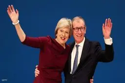 پشت‌پرده زندگی خصوصی خانم نخست‌وزیر / ترزا می: آخر هفته ها آشپزی می کنم/ همسر نخست وزیر: آشغال ها را من بیرون می برم