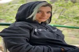 عکس جدید دنیا مدنی با موهای آبی!