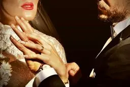 پنجمین سالگرد ازدواج عباس غزالی+عکس