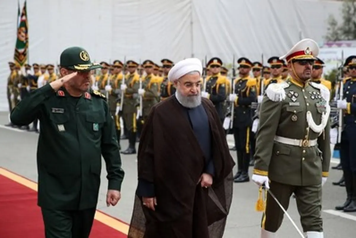 حواشی حضور روحانی در مراسم رونمایی از دستاوردهای جدید وزارت دفاع/تصاویر