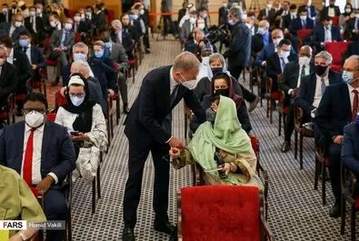 نشست روسای نمایندگی های سیاسی خارجی مقیم تهران با وزیر امور خارجه