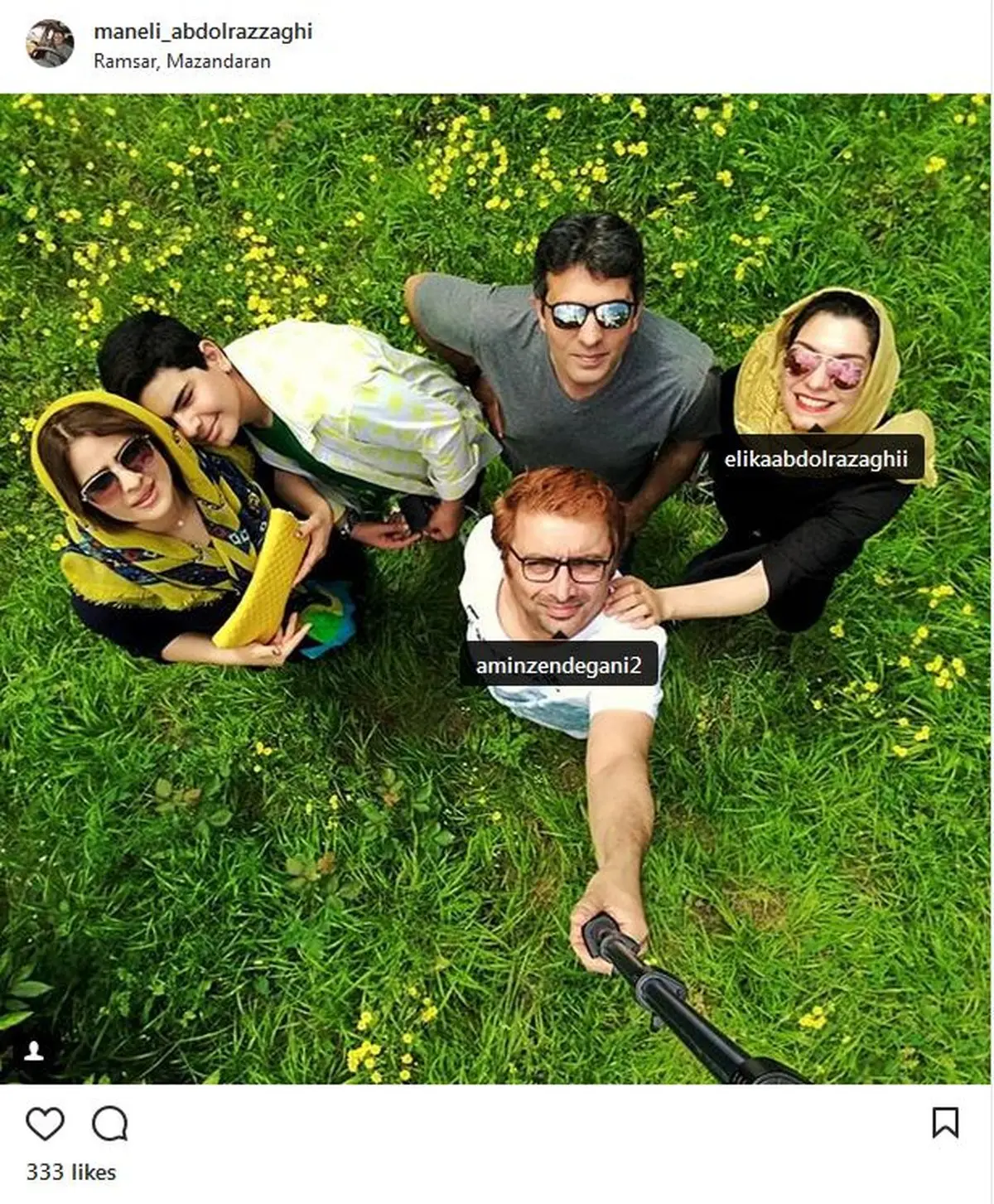 سلفی جالب امین زندگانی و همسرش به همراه دوستانشان در طبیعت بهاری رامسر/ عکس