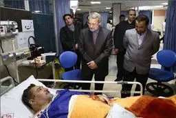 عیادت لاریجانی از نماینده اصلاح طلب مجلس + عکس