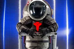 لباس های جدید فضانوردان (+عکس)