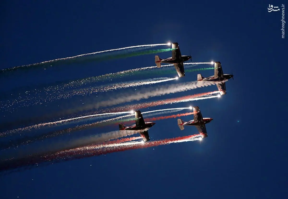 پروازهای نمایشی زیبا/ تصاویر