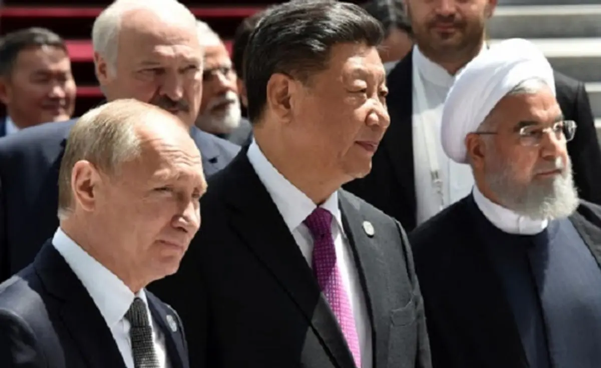 طرح ائتلاف ۱۷ کشور؛ رهایی ایران از تحریم‌ آمریکا/ ایران به دامن چین و روسیه می‌افتد؟/ جنگ بزرگ؟ شاید به زودی