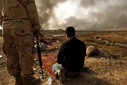 لحظه بازداشت یک داعشی/عکس
