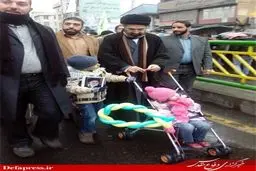 عکس/ نوه‌های رهبر انقلاب در راهپیمایی