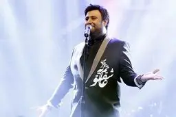 لباس عجیب علیزاده در کنسرتش + عکس