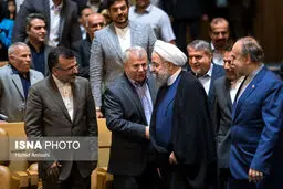 تصویری از دیدار حسن روحانی با سلطان فوتبال ایران/عکس