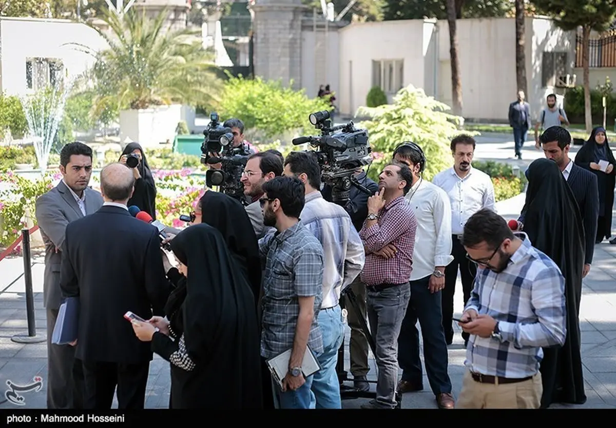 روایت تصویری از حال و هوای حیاط دولت