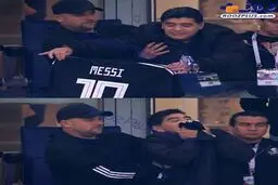 بوسه آقای اسطوره بر پیراهن اسطوره/عکس