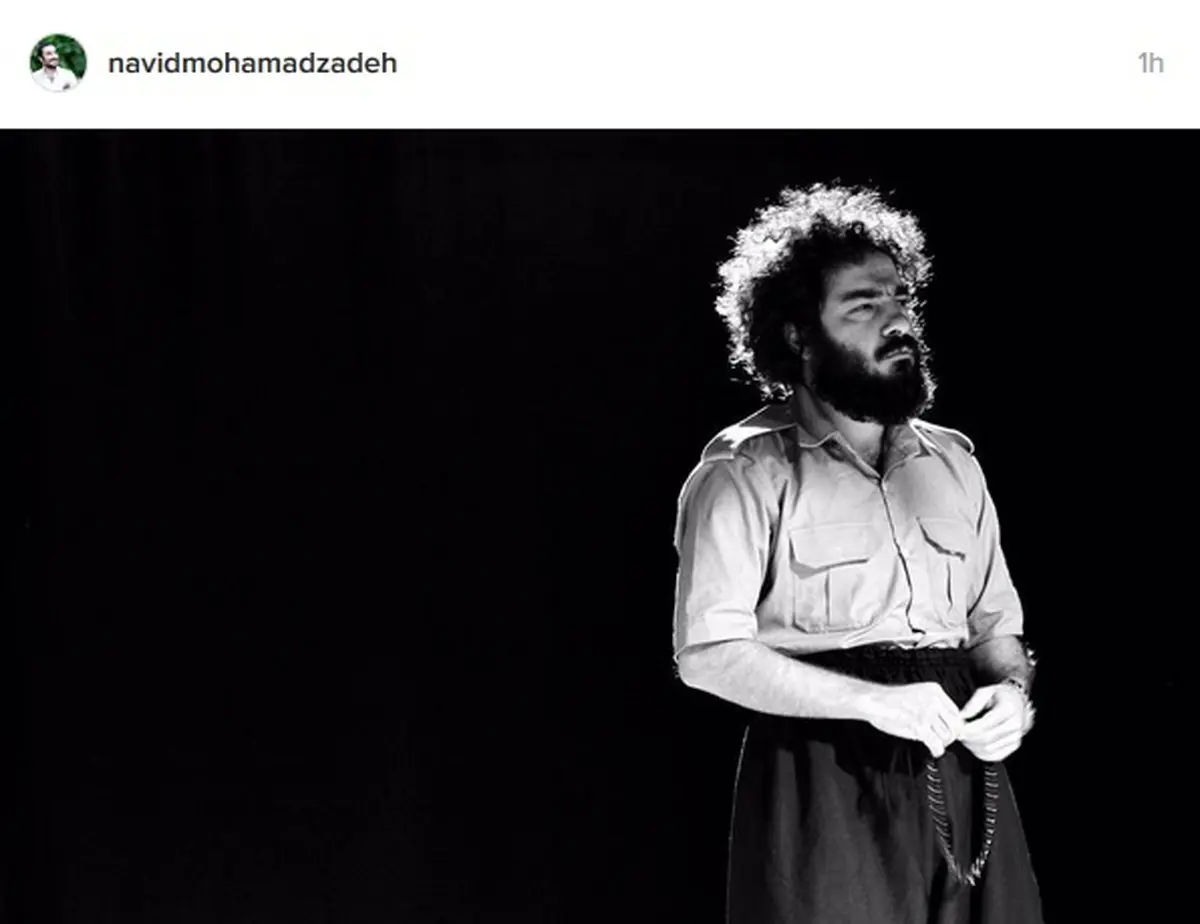 تیپ متفاوت نوید محمدزاده در نمایش جدیدش/عکس