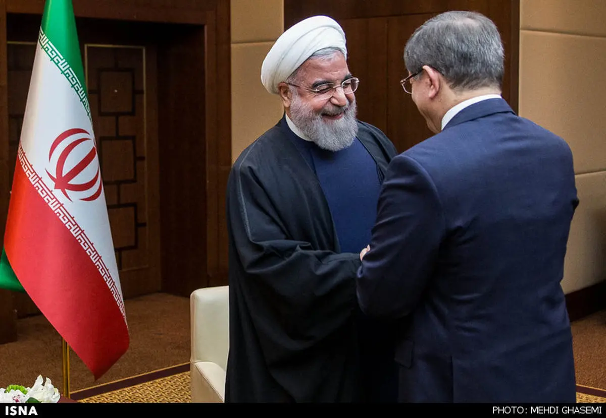 استقبال نخست وزیر ترکیه از روحانی/ عکس