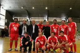 با برگزاری دیداری دوستانه اتفاق افتاد: خاکپور سفیر حمایت از کودکان پوست پروانه‌ای+عکس