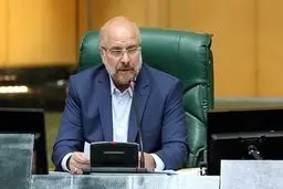 انتقاد روزنامه جمهوری اسلامی از رئیس مجلس: وظیفه قالیباف محکوم کردن هتاکی است، نه خرج کردن از رهبری