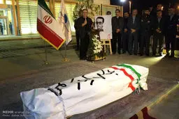 استقبال اهالی سینما از پیکر مرحوم عباس کیارستمی/ تصاویر