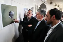 تصاویر/ افتتاح نمایشگاه عکس (سیل) در ایوان انتظار میدان ولیعصر