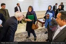حجاب زنان کمیسیون عالی پناهندگان در دیدار با ظریف/ عکس