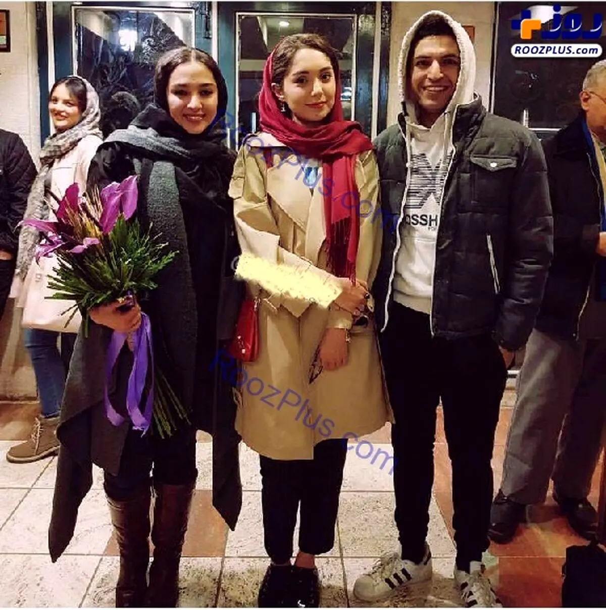 تیپ زمستانی آقای بازیگر و همسر معروفش /عکس