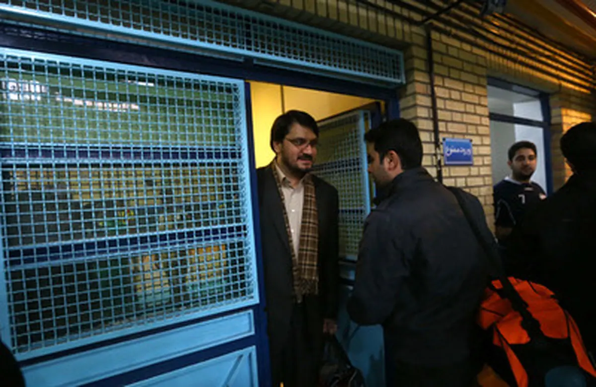 نمایندگان مجلس پا به توپ شدند/ تصاویر