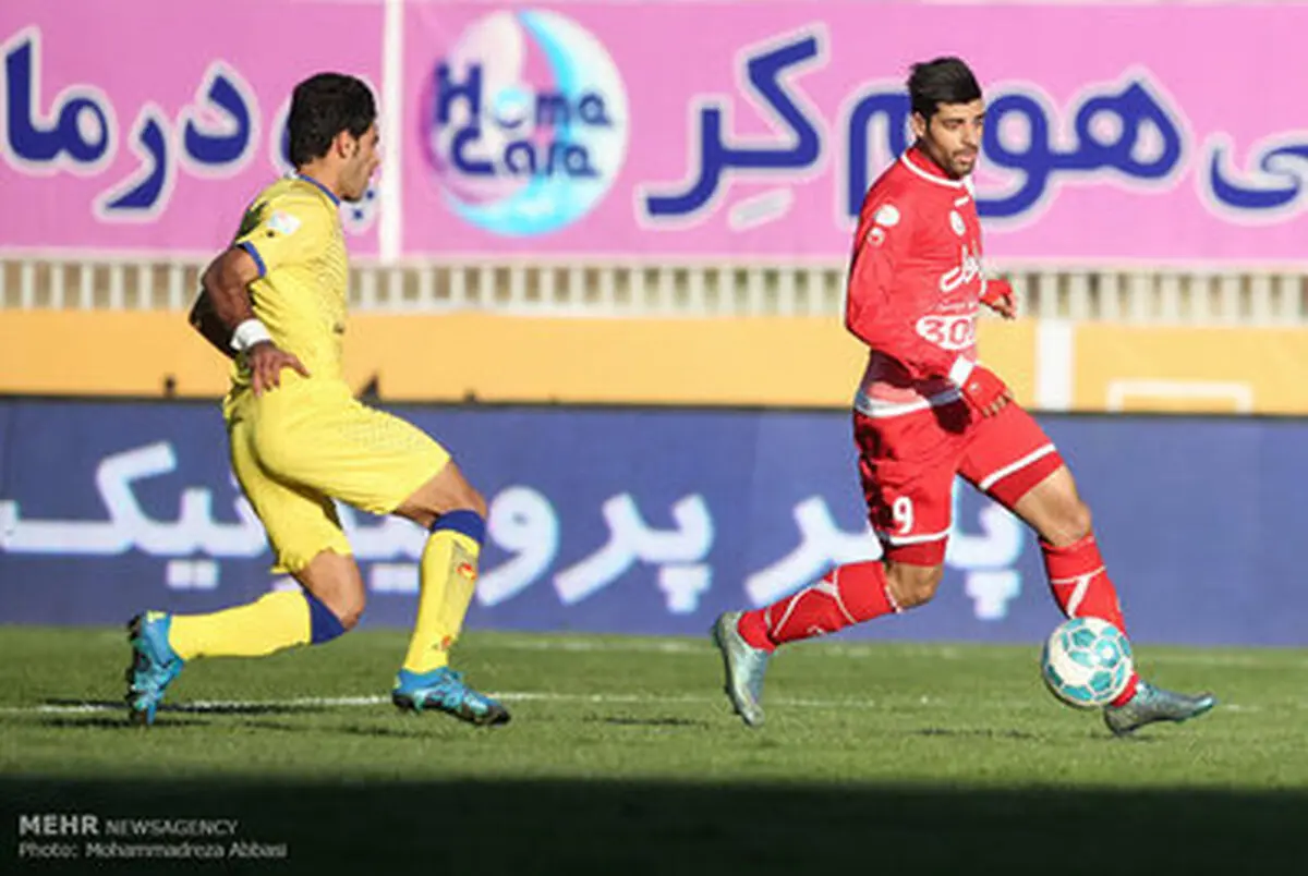 حاشیه‌های دیدار تیم‌های فوتبال پرسپولیس و نفت تهران/تصاویر