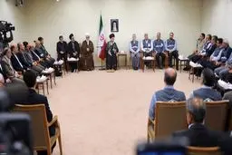 حواشی دیدار مسئولان ستاد سرشماری نفوس و مسکن با رهبر انقلاب/تصاویر