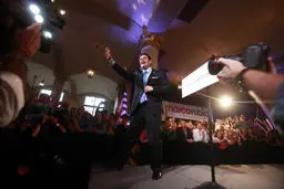 "روبیو"نامزد ریاست‌جمهوری امریکا شد+عکس