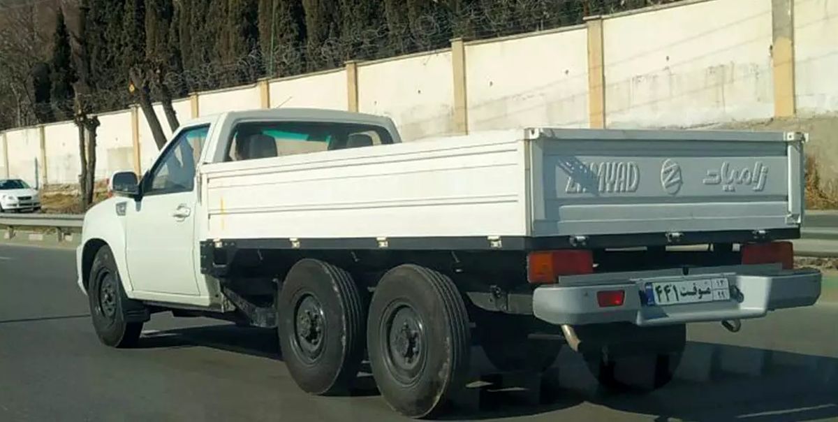 اولین تصاویر خودروی ۶ چرخ سایپا در خیابانهای تهران