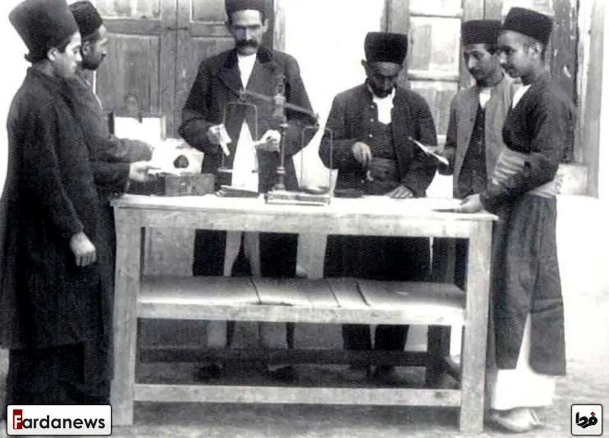 اداره پست زمان قاجار /عکس