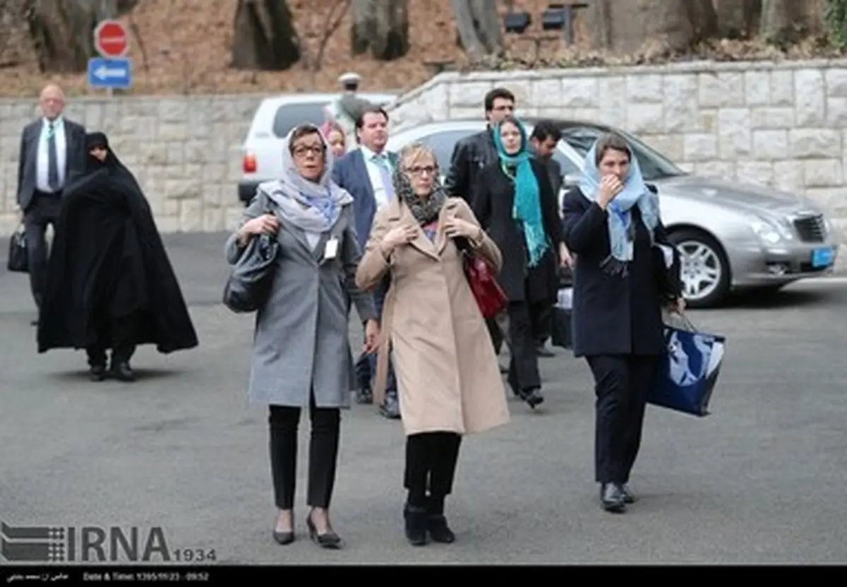 حجاب همراهان نخست وزیر سوئد در تهران/تصاویر