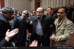 روایتی تصویری از مراسم بزرگداشت محمدعلی کشاورز با حضور جمشید هاشم پور، دعایی، مسجدجامعی، ایرج راد، اصغر همت و ...