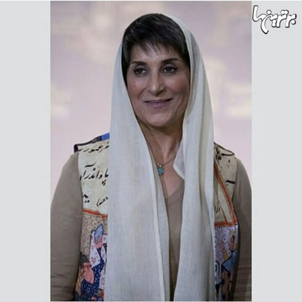 فاطمه معتمد آریا و ظاهر متفاوت اش در اختتامیه بخش بین المللی جشنواره فیلم فجر/عکس