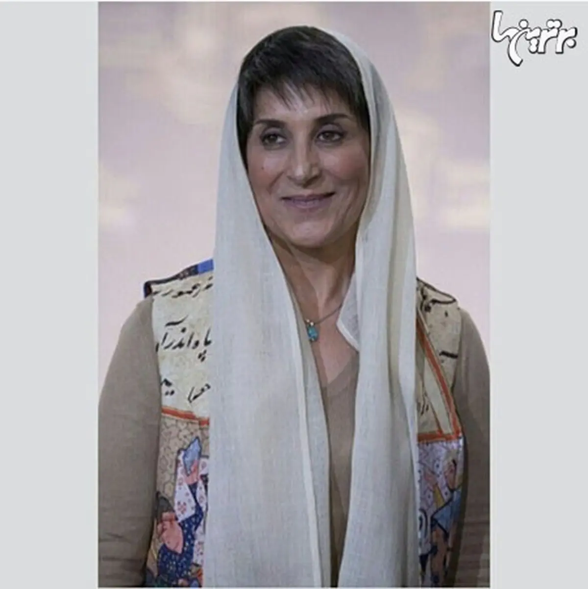 فاطمه معتمد آریا و ظاهر متفاوت اش در اختتامیه بخش بین المللی جشنواره فیلم فجر/عکس