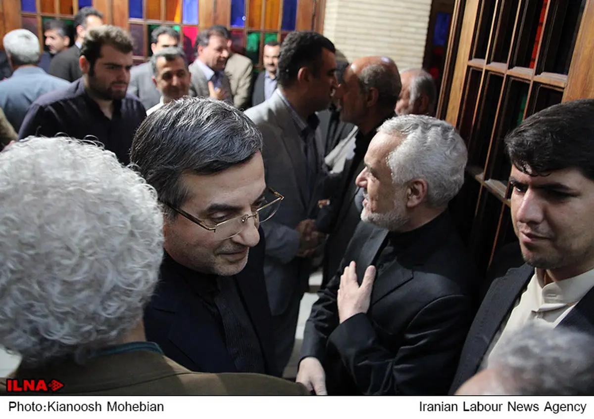 مشایی بالاخره آفتابی شد/ عکس