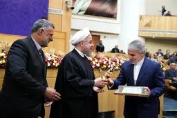 تقدیر روحانی از نوبخت/عکس